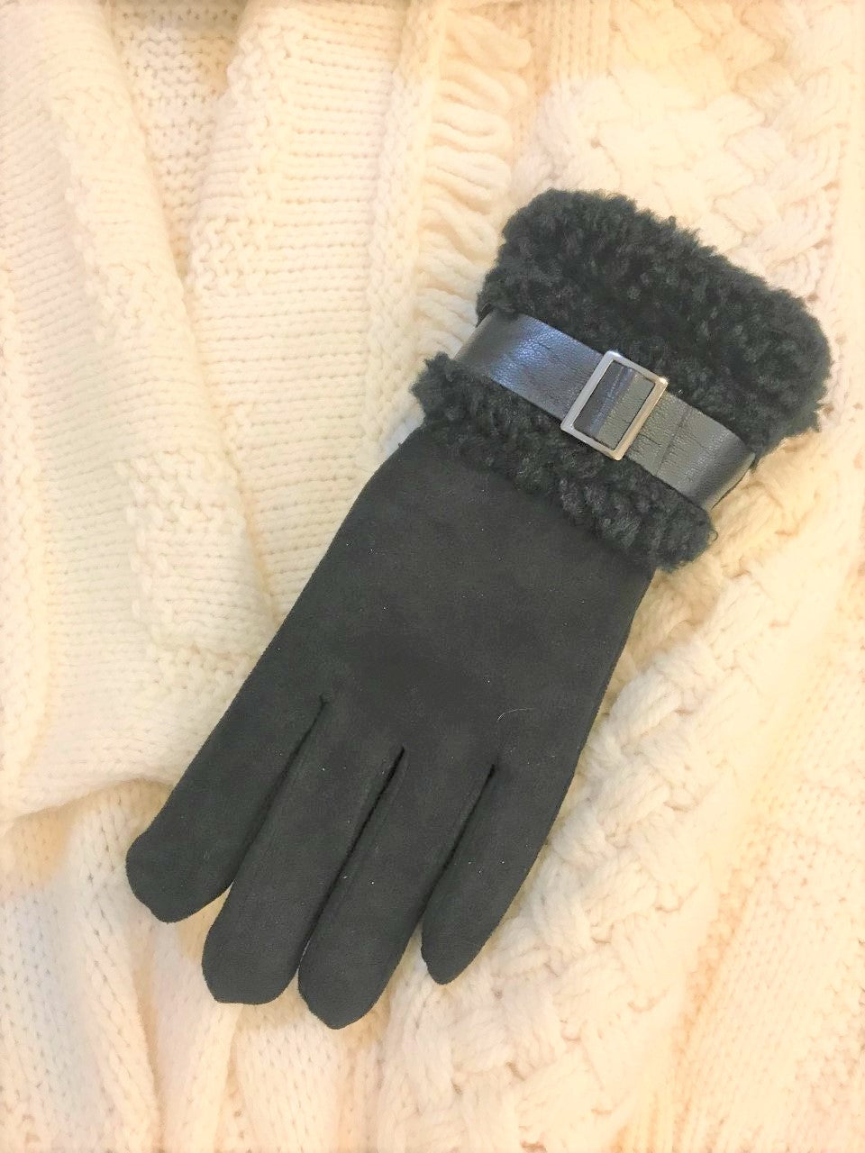 Gants effet peau retournée